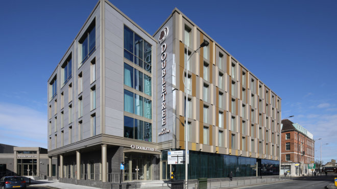 Doubletree by Hilton in Hull - Senior Architectural Systems
