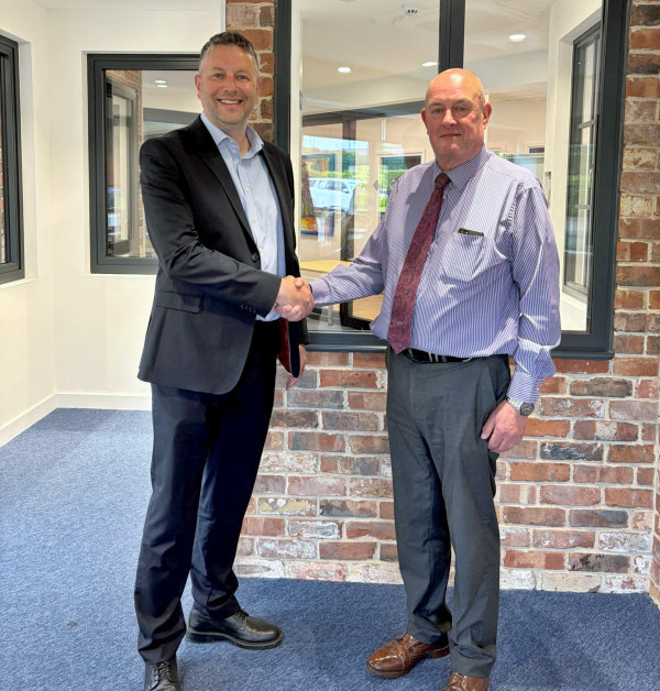 Photo of Paul Henderson with Andrew Cooper